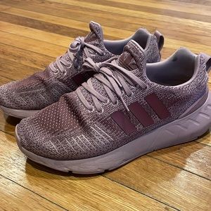Adidas Swift Run 22